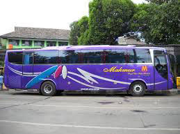 Bus Makmur
