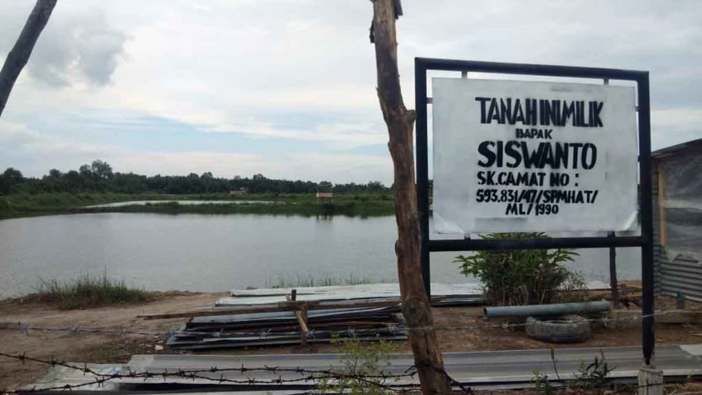 SEROBOT: PT GHS diduga serobot lahan milik warga di Nelayan Indah, Medan Labuhan.
fachril/sumu tpos