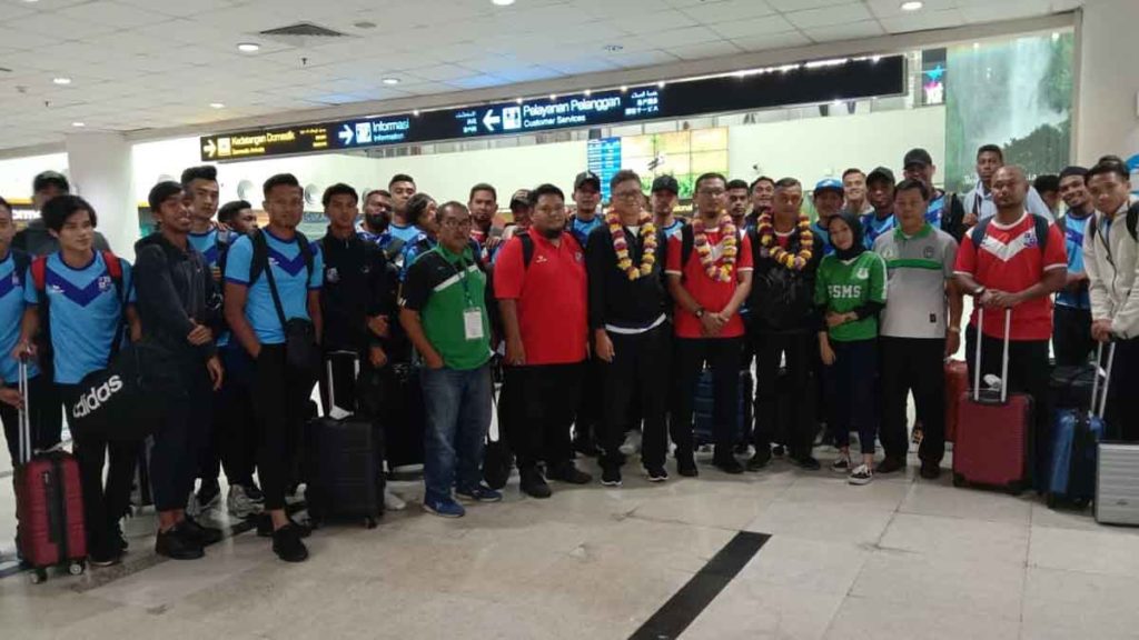 TIBA: Tim Penang FA tiba di Kualanamu International Airport, Deliserdang, Selasa (14/1). Hal ini untuk memenuhi undangan PSMS Medan mengikuti Edy Rahmayadi Cup.