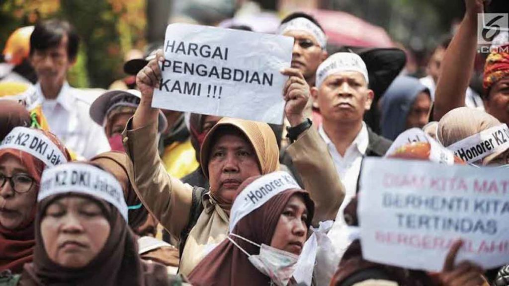 AKSI: Honorer K2 saat melakukan aksi damai di Jakarta beberapa waktu lalu.