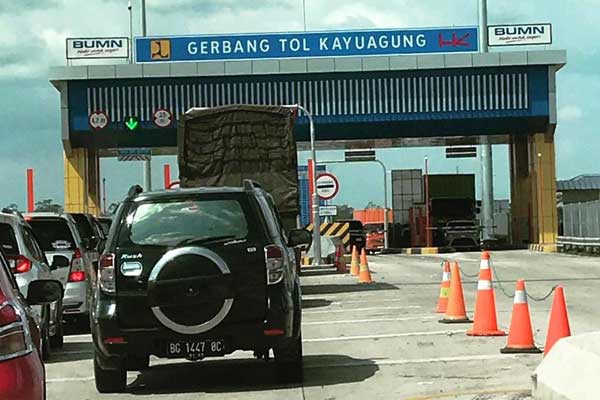 TOL: Gerbang Tol Kayuagung merupakan tol lintasan Trans-Sumatra