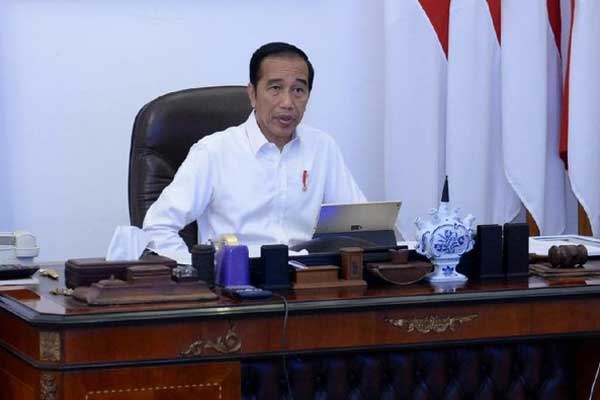 Presiden Joko Widodo memutuskan pelarangan mudik Lebaran, dalam rapat terbatas di Istana Merdeka, Jakarta, Selasa (21/4).
