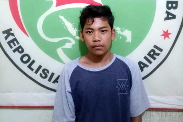 TERSANGKA. Trison Tarigan (21) warga Desa Palding Jaya Kecamatan Tigalingga Kabupaten Dairi ditangkap Satnarkoba Polres Dairi kasus kepemilikan narkoba jenis sabu-sabu. RUDY SITANGGANG/SUMUT POS