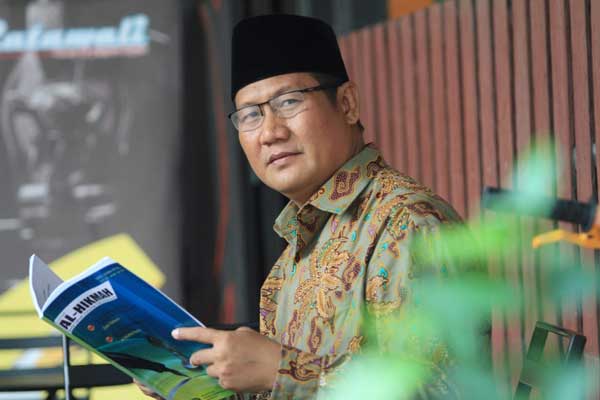 DIABADIKAN: Wakil Ketua Bidang Komunikasi Politik PDI Perjuangan Sumut Dr Aswan Jaya diabadikan.  adezulfi/sumu tpos