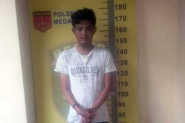 TERSANGKA: Foto tersangka penggelapan mobil Irsan Syahputra.