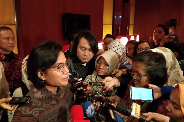 KETERANGAN: Menteri Keuangan Sri Mulyani Indrawati memberi keterangan kepada wartawan beberapa waktu lalu.