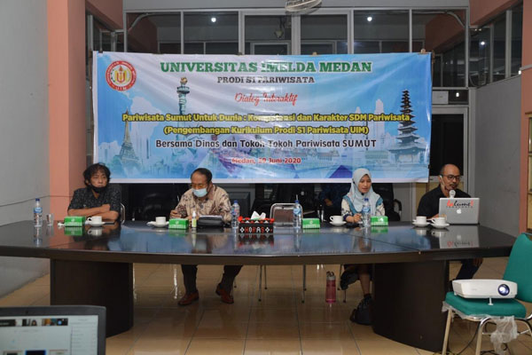 WEBINAR: Para narasumber Webinar Universitas Imelda Medan Prodi S1 Pariwisata.