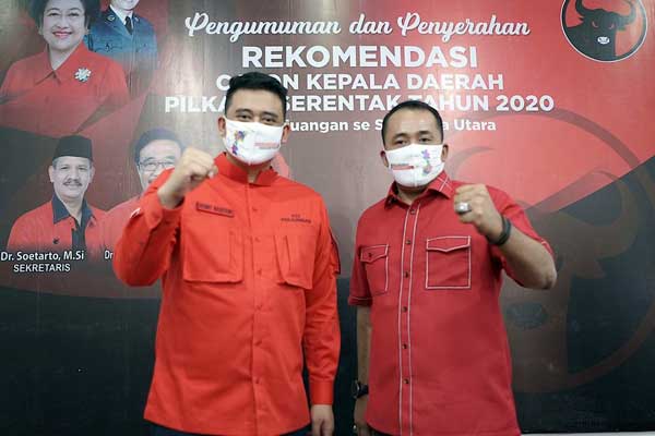 DIUSUNG: Bobby Nasution dan Aulia Rahman setelah menerima rekomendasi dari DPP PDI Perjuangan untuk diusung pada Pilkada Medan 2020, Selasa (11/8).