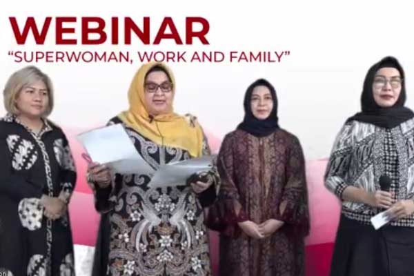 Pertiwi Subagus/sumut pos SEMINAR: Pertiwi Sumut saat gelar Webinar bertajuk Superwoman, Work and Family. mut Gelar Webinar Perempuan Harus Kuat dan Inspiratif…