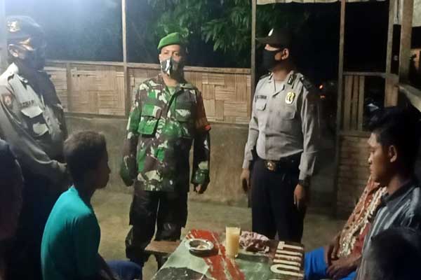 IMBAU: Jajaran Polsek Bandar Khalifah bersama TNI melakukan Ops Yustisi di Desa Sei Sarimah dan Desa Bandar Khalifah.