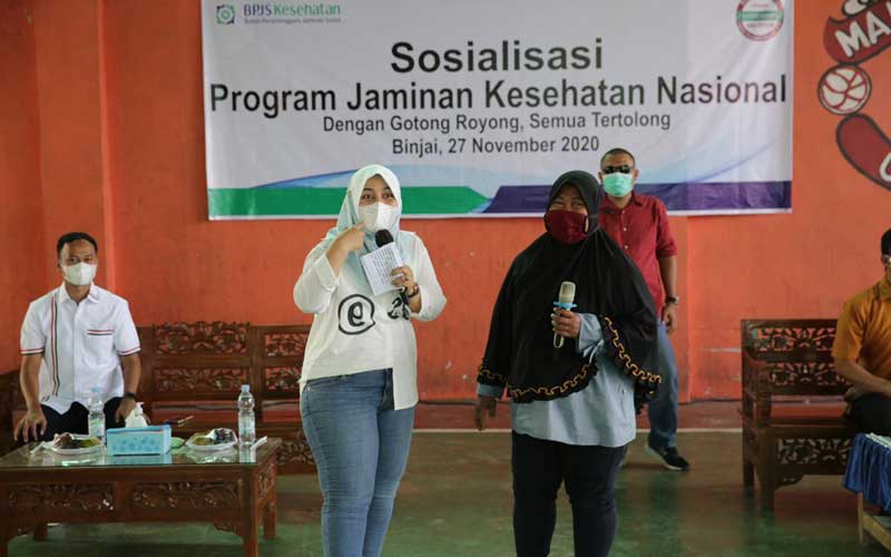 SOSIALISASI: Anggota DPR RI, Delia Pratiwi br Sitepu pada kegiatan sosialisasi Program JKN-KIS di Kota Binjai. IST/SUMUT POS.