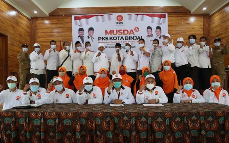 MUSDA: Pengurus PKS Kota Binjai foto bersama usai Musda, Senin (28/12).