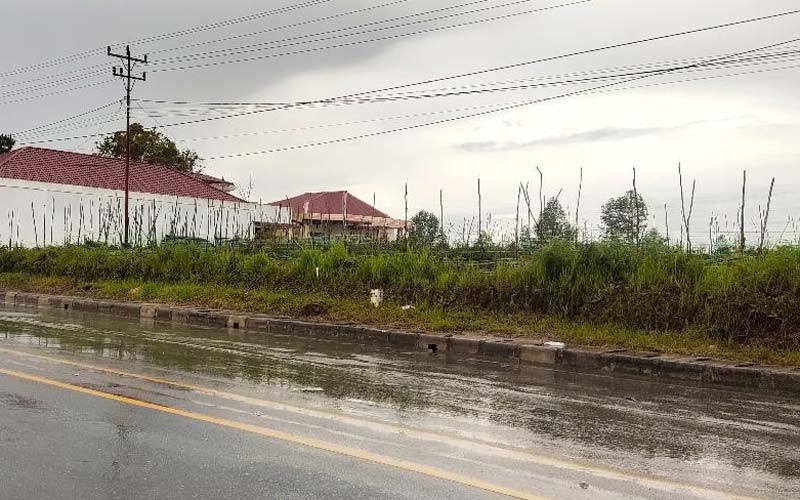 GUGAT: Tanah yang terletak di Desa pasaribu Kecamatan Dolok Sanggul yang diterbitkan oleh BPN Humbahas digugat ke PTUN Medan.dedi/SUMUT POS .