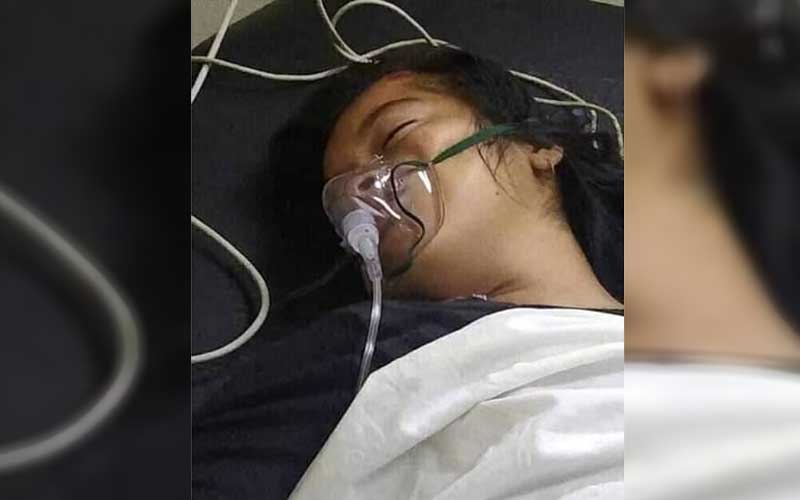 KRITIS: Tiara Handayani (19), korban perampokan yang masih kritis dirawat di Rumah Sakit Mitra Medika Medan, Senin (30/11).