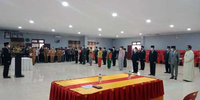 Bupati-Nisel-Lantik-Pejabat-Pimpinan-Tinggi-Pratama-Eselon-II-B