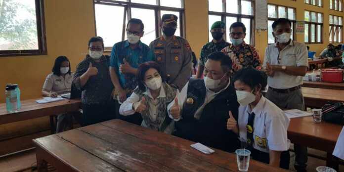 Pemkab-Dairi-Canangkan-Vaksinasi-Covid-19-Dosis-Tiga-Usia-18-Tahun-Keatas