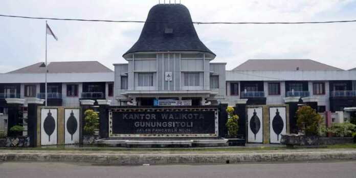 Dokumen-Kependudukan-Di-Kota-Gunungsitoli-Terkendala