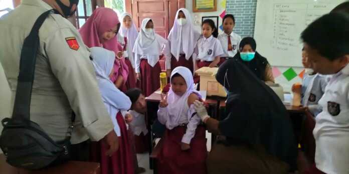 Orang-Murid-Dosis-II-di-2-Lokasi-Sekolah-Dasar