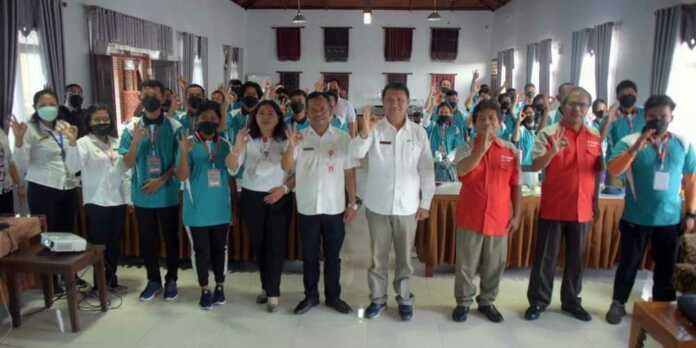 Buka-Pelatihan-Pengelolaan-Desa-Wisata-Tahun-2022,-Bupati-Dosmar-Manfaatkan-Momen-ini-Untuk-Menambah-Pengetahuan
