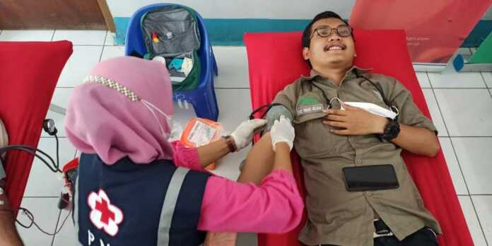 Karyawan-Asian-Agri-Gelar-Donor-Darah-Masal