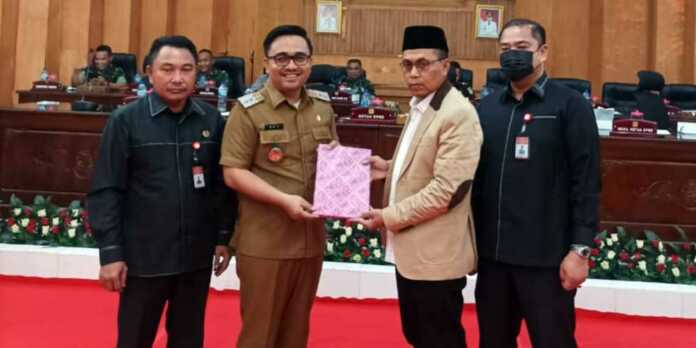 Bupati-Batubara,-Oky-Ikbal-Frima