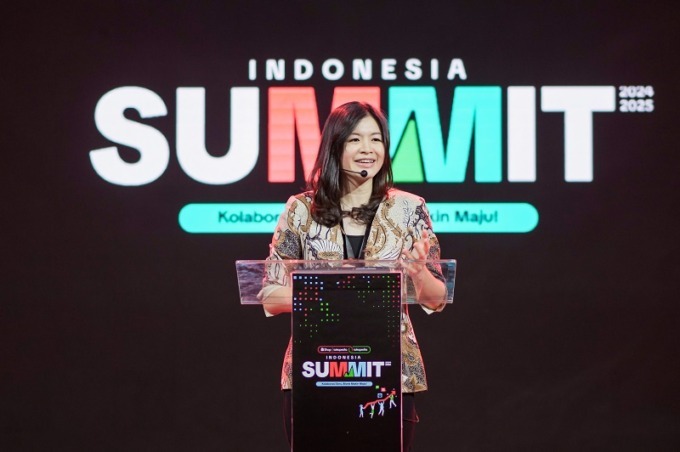 Presiden Direktur Tokopedia dan TikTok E-commerce, Melissa Siska Juminto, pada acara ShopTokopedia & Tokopedia Summit yang menjadi penanda sinergi Tokopedia dan ShopTokopedia yang makin kuat dalam memberdayakan pelaku usaha dan kreator demi memajukan perekonomian tanah air.