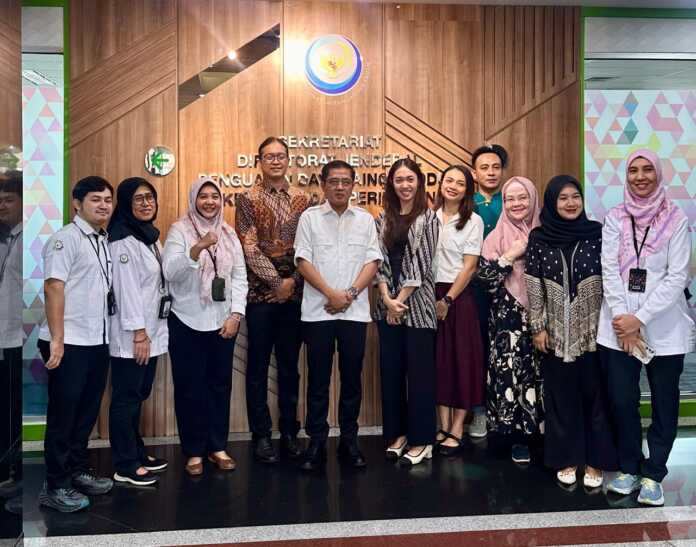 EDUKASI: egal Springs Indonesia (PT Aqua Farm Nusantara) berkolaborasi bersama Direktorat Jenderal Penguatan Daya Saing Produk Kelautan dan Perikanan Kementerian Kelautan dan Perikanan (Ditjen PDSPKP – KKP) untuk mengedukasi Masyarakat tentang manfaat dan pentingnya protein ikan. ISTIMEWA/SUMUT POS