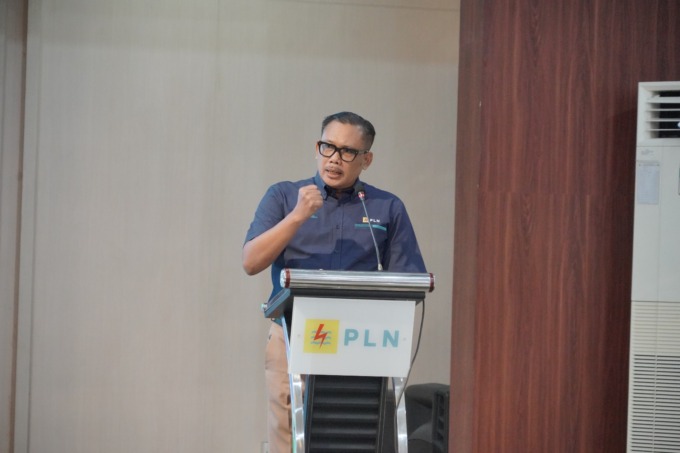 General Manager PLN UID Sumatera Utara, Agus Kuswardoyo saat menyampaikan sambutannya pada Pelantikan Pengurus MKI Wilayah Sumatera Utara (25/2)