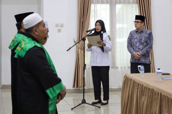 Pelantikan Dewan Hakim MTQN oleh Wakil Wali Kota Siantar.