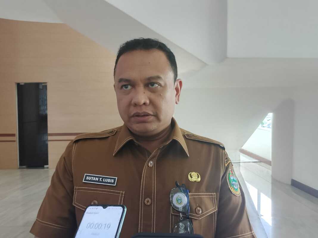 Kepala Bapeg Sumut, Sutan Tolang