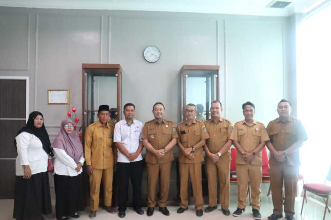 DUKUNG: Wakil Wali Kota Tebingtinggi Chairil Mukmin Tambunan ketika mendukung kegiatan LPA Kota Tebingtinggi. foto: ISTIMEWA/SUMUT POS