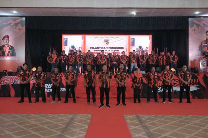 DILANTIK: Reza Pahlevi Lubis, S.Kom resmi dilantik sebagai Ketua PAC PP Medan Helvetia periode 2023-2026, Minggu (16/6). FOTO: ISTIMEWA/SUMUT POS