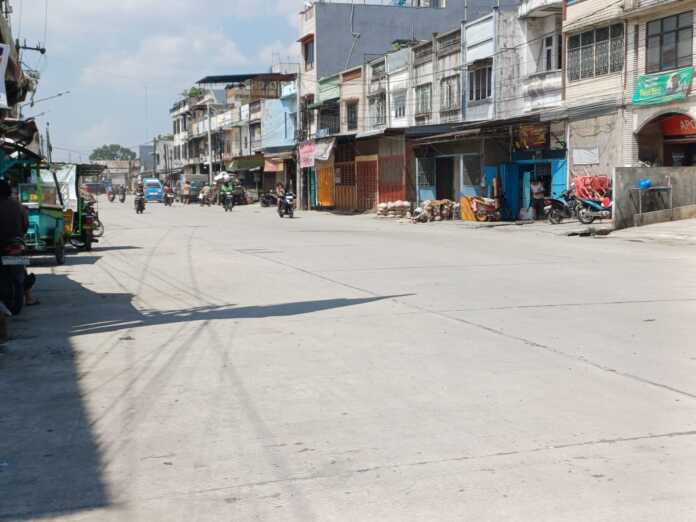 Pembetonan Jalan Sunggal, Kecamatan Medan Sunggal, Kota Medan hampir rampung. (Markus Pasaribu/Sumut Pos)