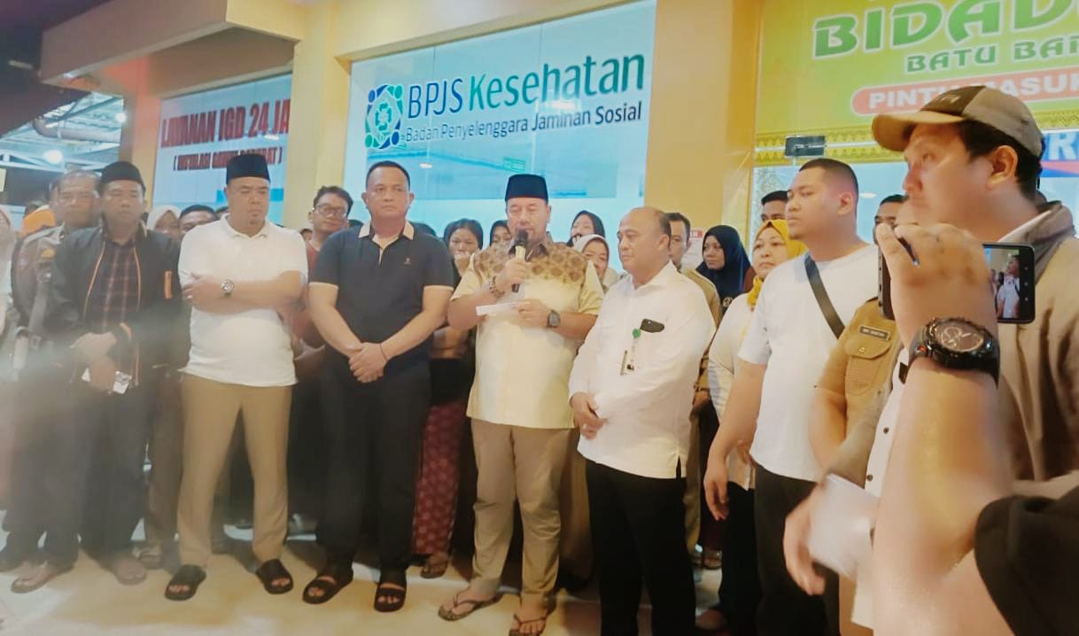 Bupati Batubara dan Pimpin UMN Al-Washliyah Berduka, Dampingi Mahasiswa KKN yang Alami Kecelakaan