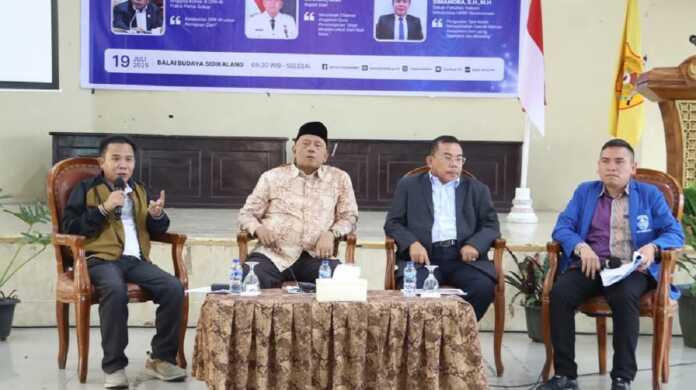 DISKUSI PUBLIK: DPC GAMKI Dairi gelar diskusi publik bahas efisiensi anggaran di Gedung Balai Budaya Sidikalang, Sabtu (19/7).(Istimewa/Sumut Pos)