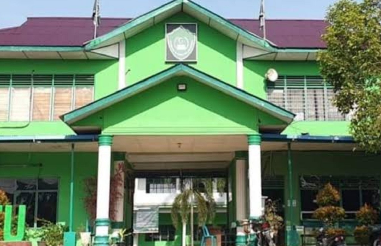 Polemik Kepemimpinan Terus Bergulir, Dedy Iskandar Batubara Jabat Plt Rektor Univa Labuhanbatu