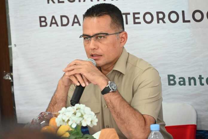 KETERANGAN: Anggota DPR RI Fraksi Golkar, Musa Rajeckshah, saat menyampaikan keterangan. (Istimewa)