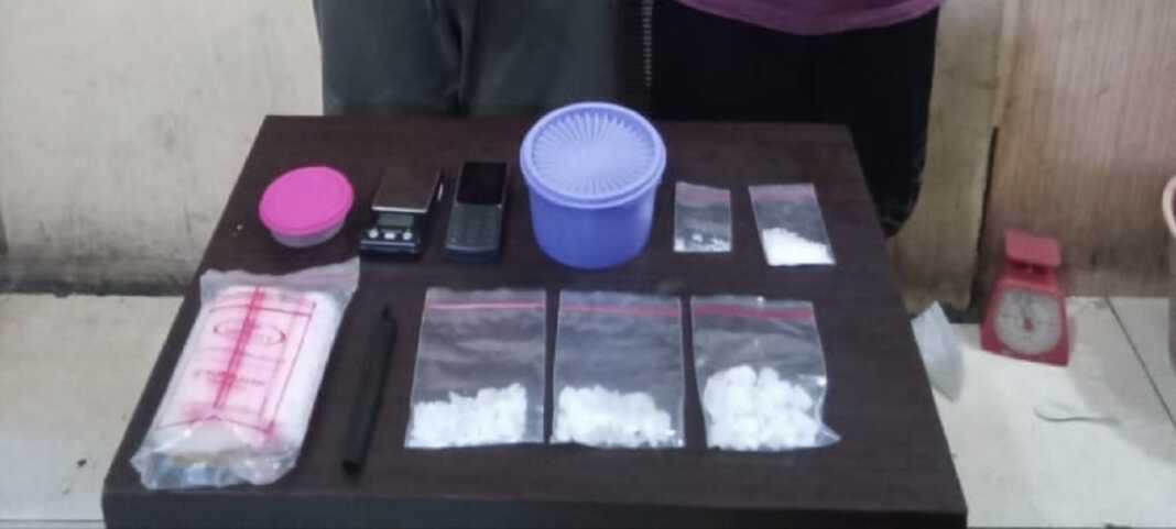 DIAMANKAN: Barang bukti sabu-sabu yang diamankan Satresnarkoba Polres Langkat. (Istimewa)