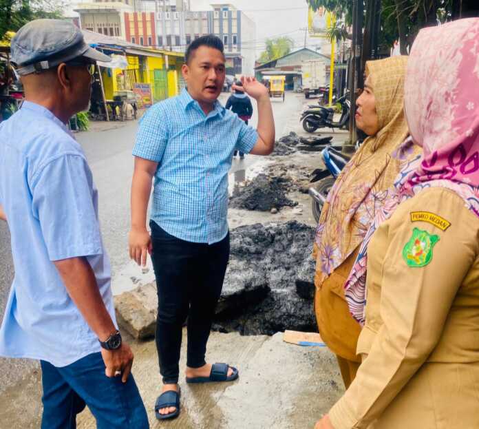 Ketua Komisi I DPRD Medan Reza Pahlevi Lubis dampingi P3SU.