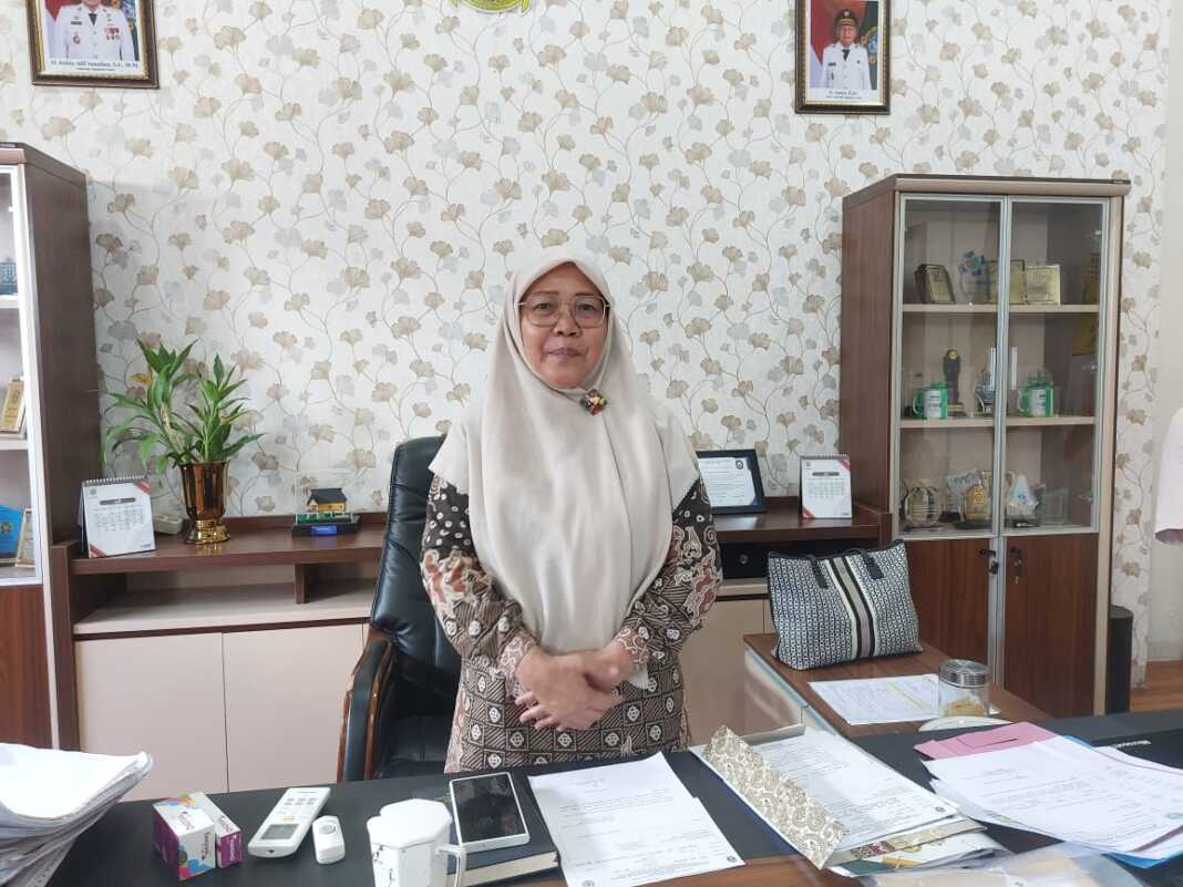 Dirut RSU Haji Medan, Sri Suriani Purnamawati di S.SI, Apt, MKes.