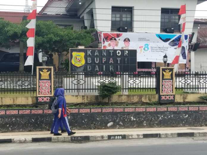 Kantor Bupati Dairi di Jalan Sisingamangaraja Sidkalang. (Rudy Sitanggang/Sumut Pos)