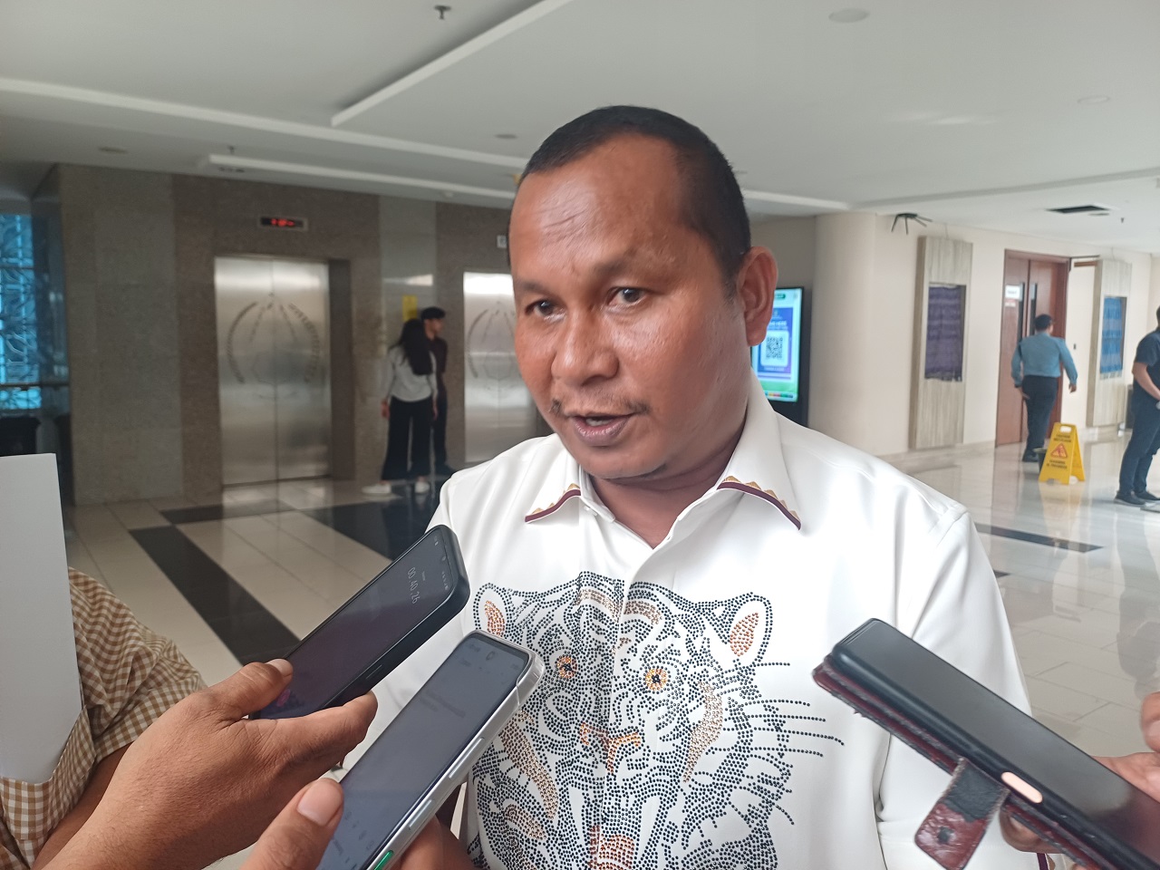 Interupsi di Sidang Paripurna DPRD Sumut, Rahmansyah Minta Gubsu Evaluasi R-APBD Tapteng 2026