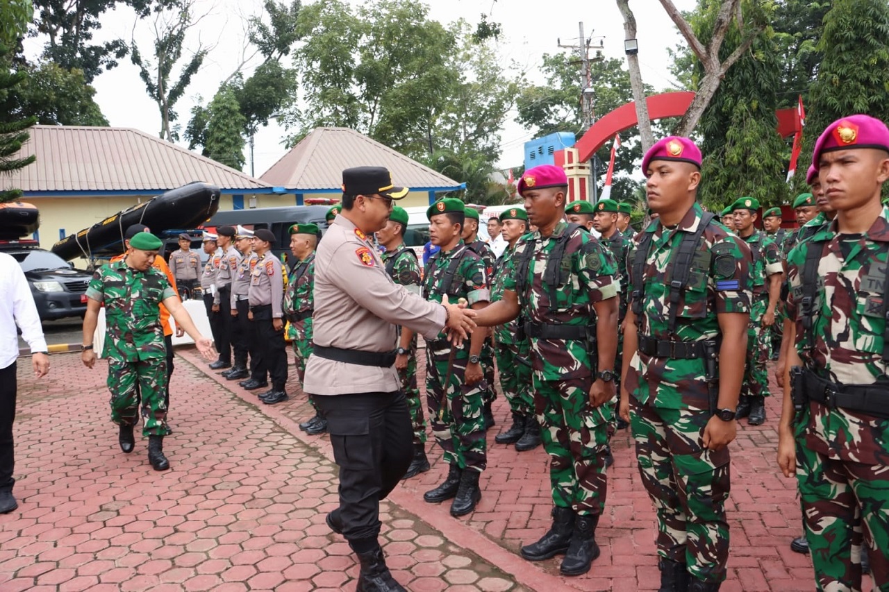 Kesiapan Tanggap Darurat Bencana 2025, Kapolres Langkat Pimpin Apel Gelar Pasukan