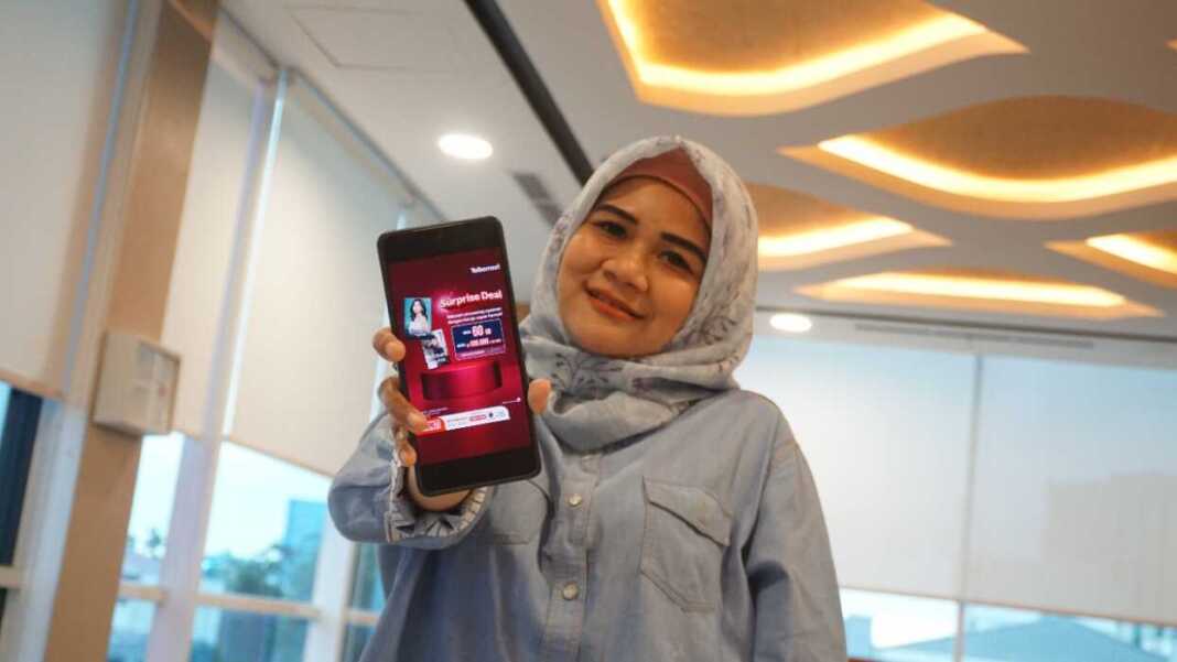 Telkomsel kembali menghadirkan program Surprise Deal khusus bagi pelanggan SIMPATI, yang menawarkan paket kuota besar dengan harga spesial dan nilai tambah yang semakin menarik. Pelanggan dapat menikmati kuota 60GB hanya Rp100.000 untuk masa aktif 30 hari