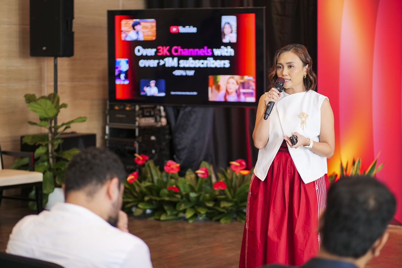 Satu Tahun YouTube Shopping: Waktu Menonton Konten Belanja Melonjak 400% di Indonesia