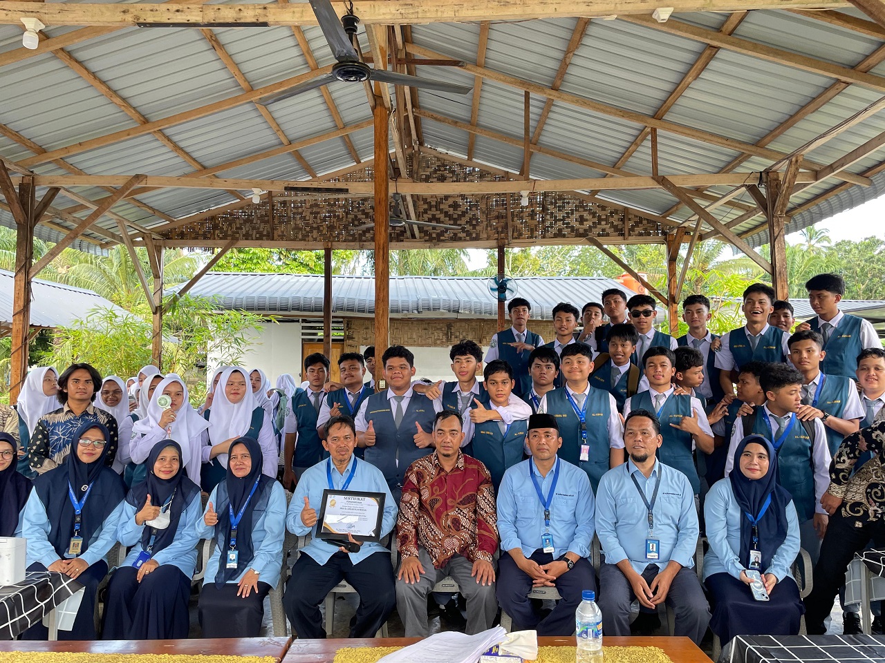 Siswa SMP Al Fityan Medan dan SMA Al-Azhar Plus Medan Antusias Ikuti Pembelajaran Berbasis STEM di Restek