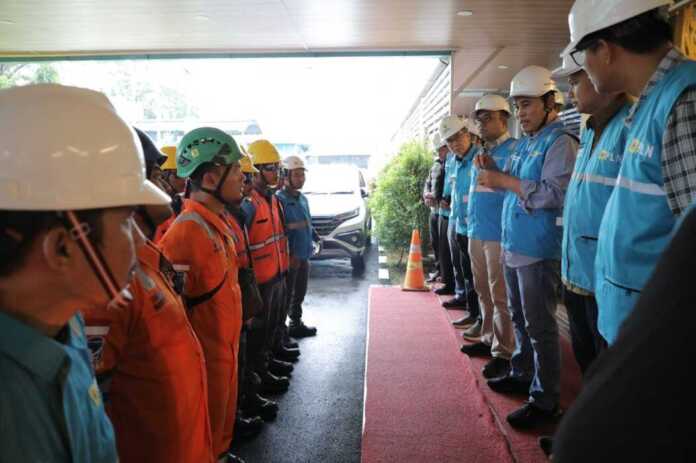 GM PLN UID Sumut meminpin langsung pemberangkatan Tim Siaga ke titik-titik Lokasi Bencana.