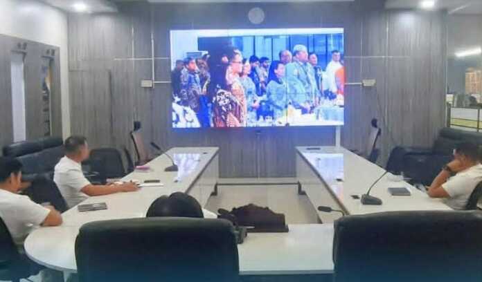 LAUCHING: Bupati Karo melaunching mal pelayanan publik digital.