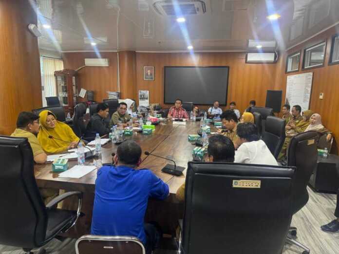 RDP: Komisi IV DPRD Kota Medan saat menggelar RDP bersama DLH, SDABMBK dan BPBD Medan.