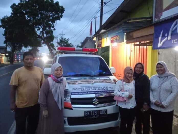 Relawan Tim Medis Yayasan Harapan Generasi Madani dan Himpaudi Percut Sei Tuan bersiap untuk diberangkatkan membantu para korban banjir di Tanjungpura Langkat, dan Aceh Tamiang pada Sabtu (13/12/2025) dan Minggu (14/12/2025).